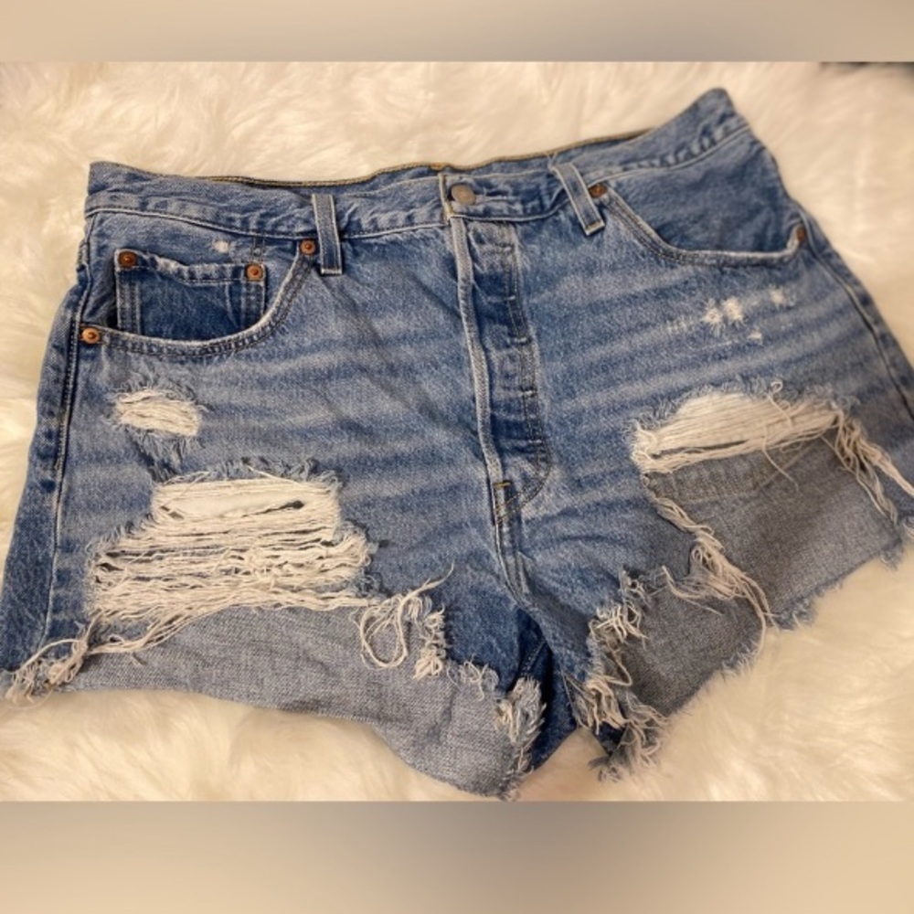 Levi’s 501 distressed jean shorts